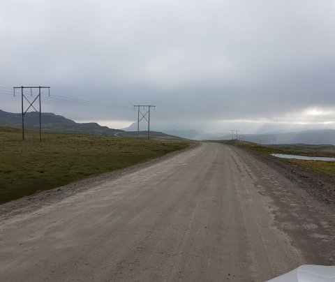 Flutningslínur raforku á Hjallahálsi