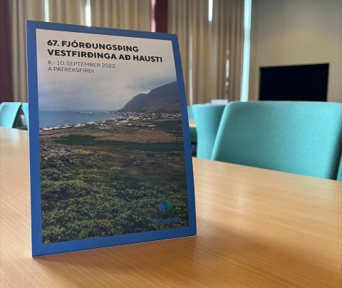 Fjórðungsþing á Patrekstfirði sett