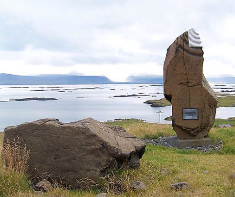 Minnismerki um Gest Pálsson við Reykhóla