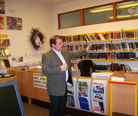 Jón Jónsson menningarfulltrúi við opnun vefjarins í morgun