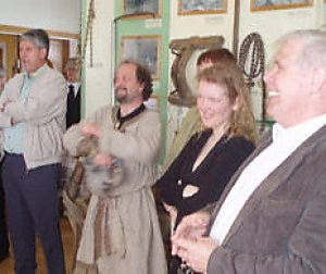 Menn voru fjallkátir með samninginn